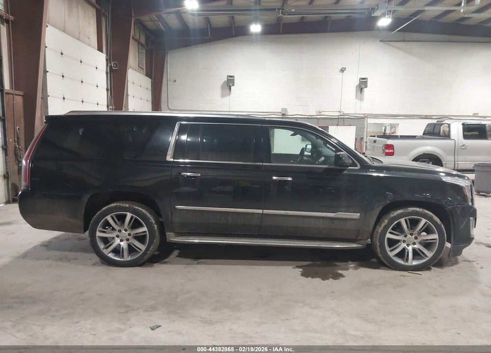 2015 CADILLAC ESCALADE ESV PREMIUM VIN: 1GYS4JKJ4FR150653
