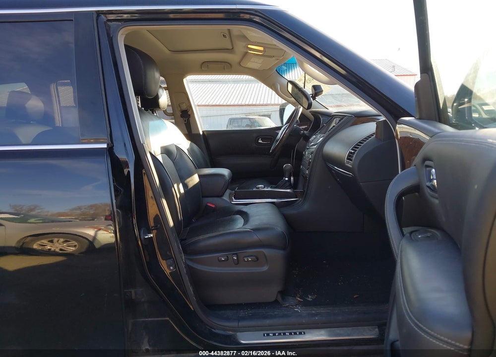 2015 INFINITI QX80 VIN: JN8AZ2NE2F9086091