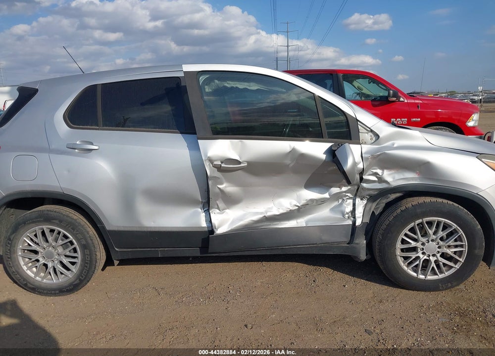 2017 CHEVROLET TRAX LS VIN: 3GNCJKSB3HL181072