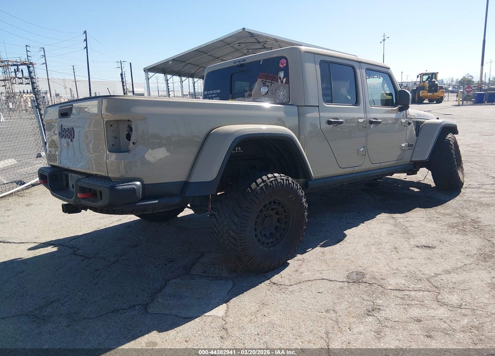 2020 JEEP GLADIATOR RUBICON 4X4 VIN: 1C6JJTBG3LL217923