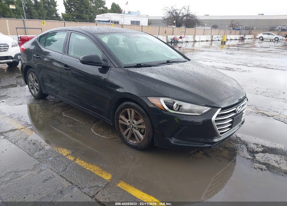 2018 HYUNDAI ELANTRA SEL VIN: 5NPD84LF3JH341401