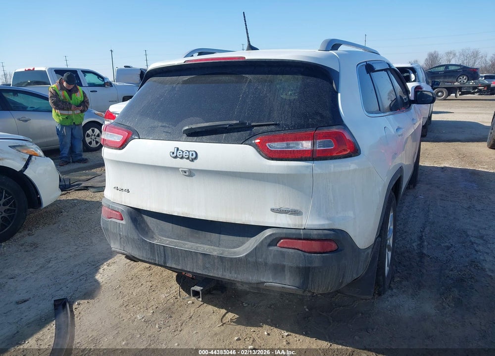2016 JEEP CHEROKEE LATITUDE VIN: 1C4PJMCB7GW112625