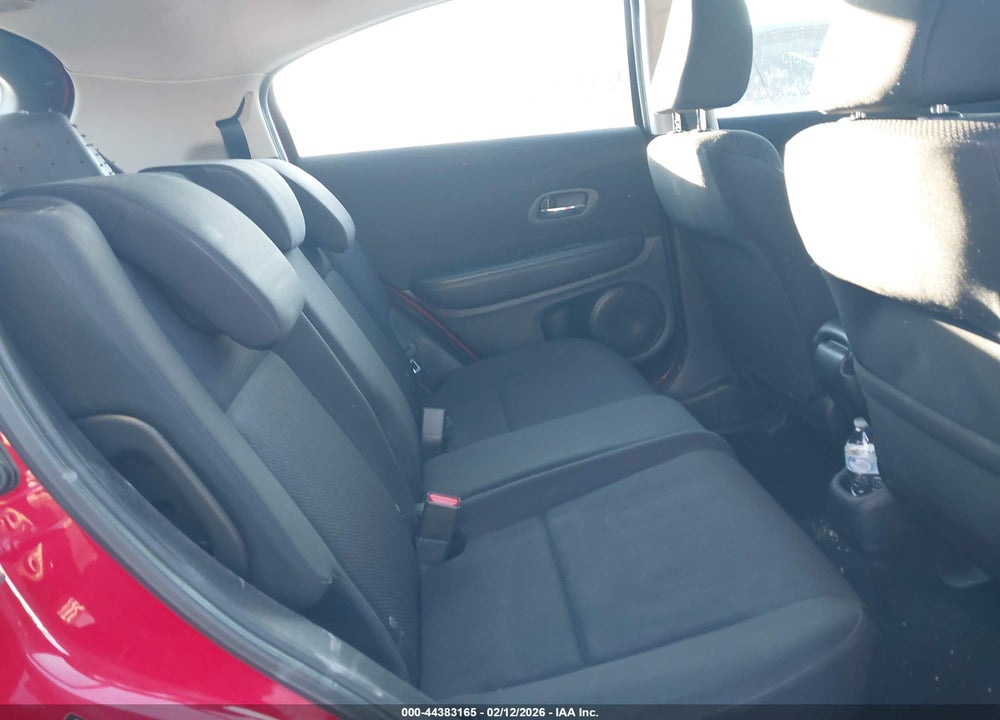 2016 HONDA HR-V LX VIN: 3CZRU5H31GM737779