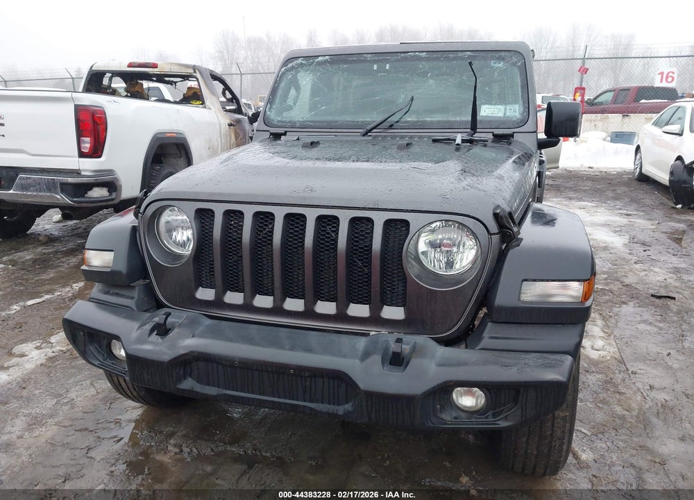 2018 JEEP WRANGLER UNLIMITED SPORT S 4X4 VIN: 1C4HJXDN3JW145174