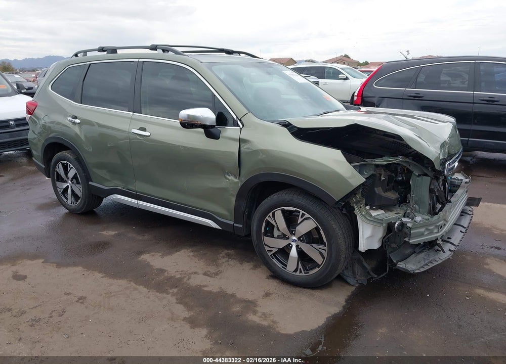 2019 SUBARU FORESTER TOURING VIN: JF2SKAWC6KH573615