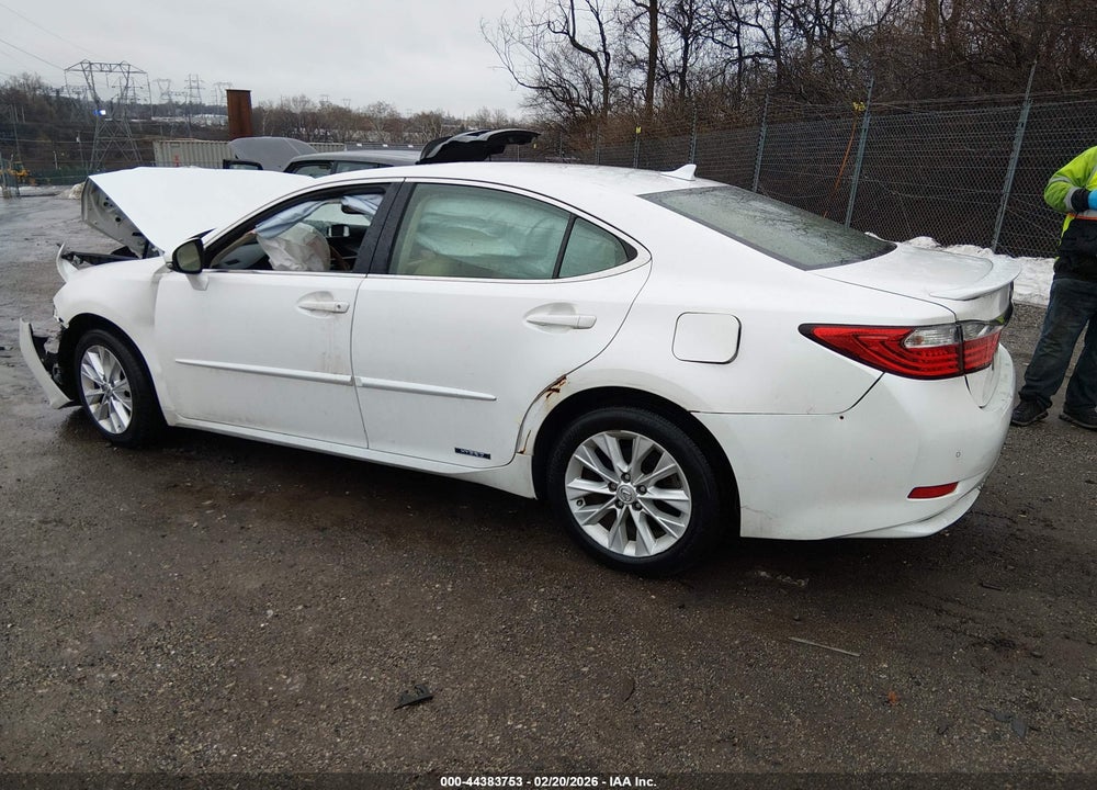 2013 LEXUS ES 300H VIN: JTHBW1GG3D2034247