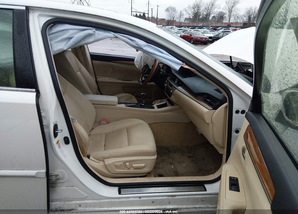 2013 LEXUS ES 300H VIN: JTHBW1GG3D2034247