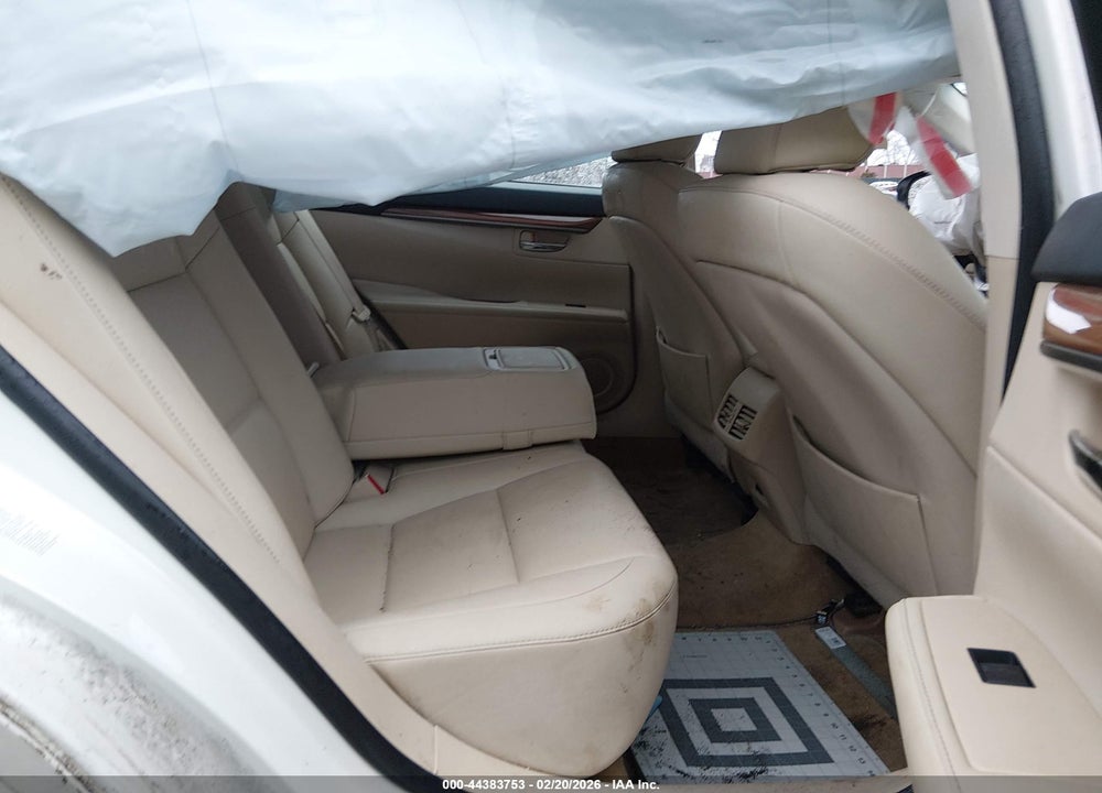 2013 LEXUS ES 300H VIN: JTHBW1GG3D2034247