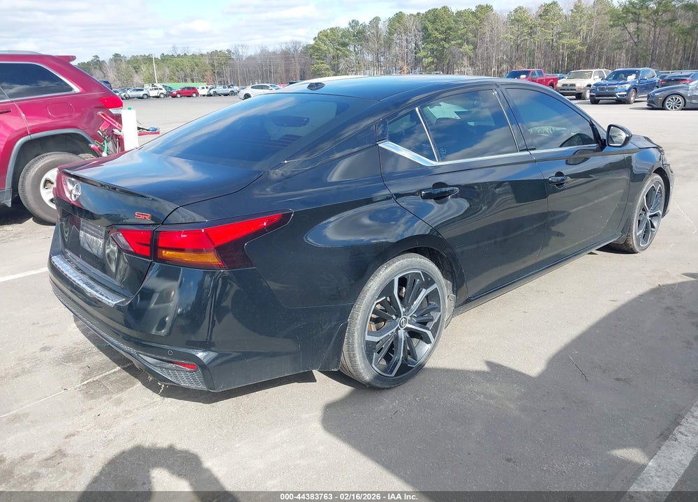 2023 NISSAN ALTIMA SR FWD VIN: 1N4BL4CV3PN300777