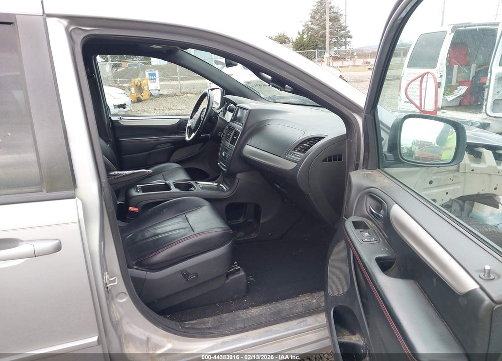 2017 DODGE GRAND CARAVAN GT VIN: 2C4RDGEG8HR746711