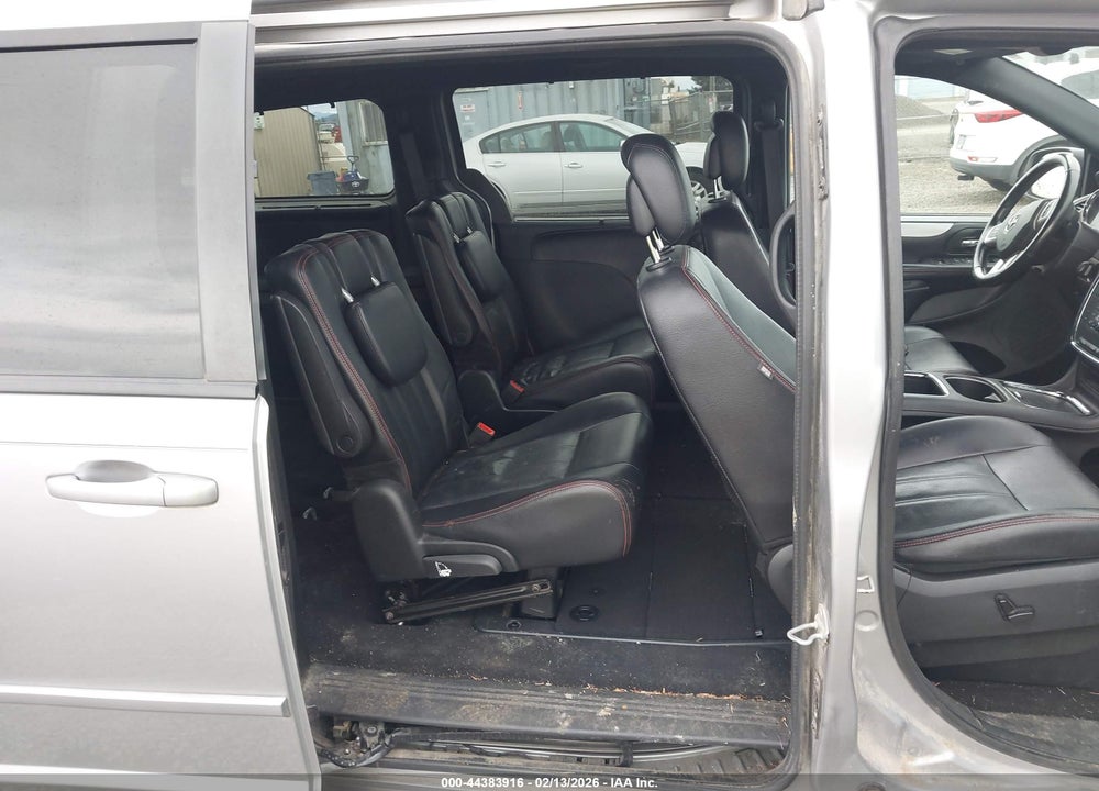 2017 DODGE GRAND CARAVAN GT VIN: 2C4RDGEG8HR746711