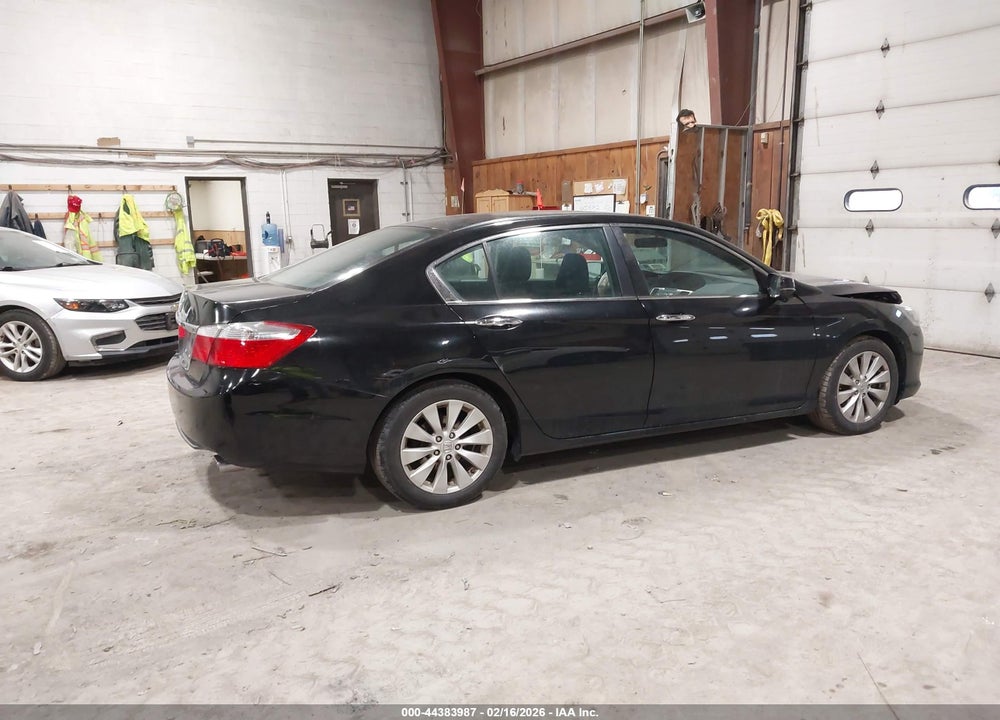 2015 HONDA ACCORD EX VIN: 1HGCR2F71FA065754