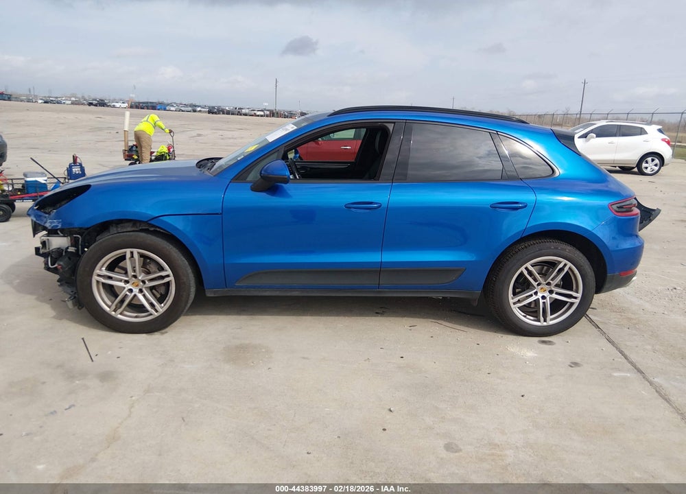 2018 PORSCHE MACAN VIN: WP1AA2A57JLB09867