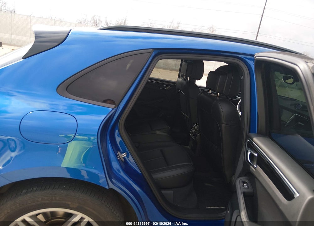 2018 PORSCHE MACAN VIN: WP1AA2A57JLB09867