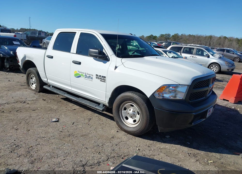 2022 RAM 1500 CLASSIC TRADESMAN  4X4 5'7 BOX VIN: 3C6RR7KG9NG413299