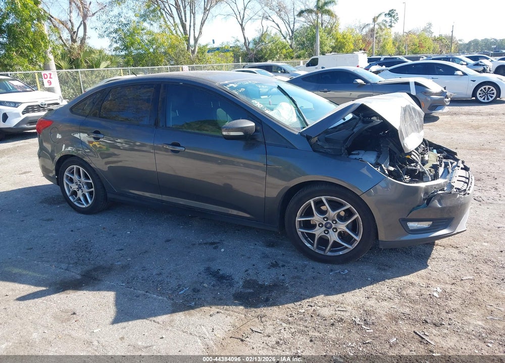 2015 FORD FOCUS SE VIN: 1FADP3F23FL306243