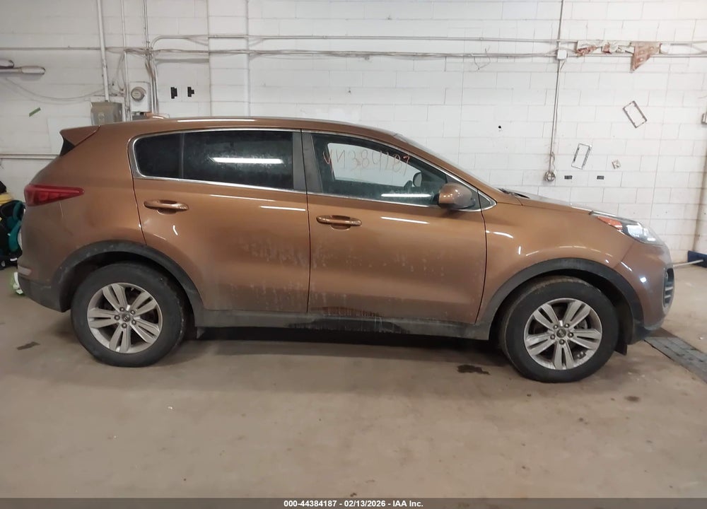 2017 KIA SPORTAGE LX VIN: KNDPMCAC2H7166987
