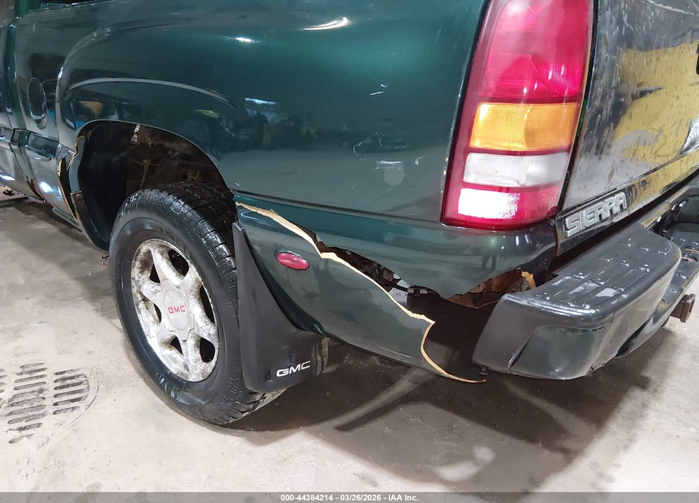 2002 GMC SIERRA 1500 DENALI VIN: 2GTFK69U121329259