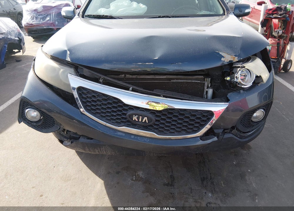 2012 KIA SORENTO LX V6 VIN: 5XYKT4A28CG202929