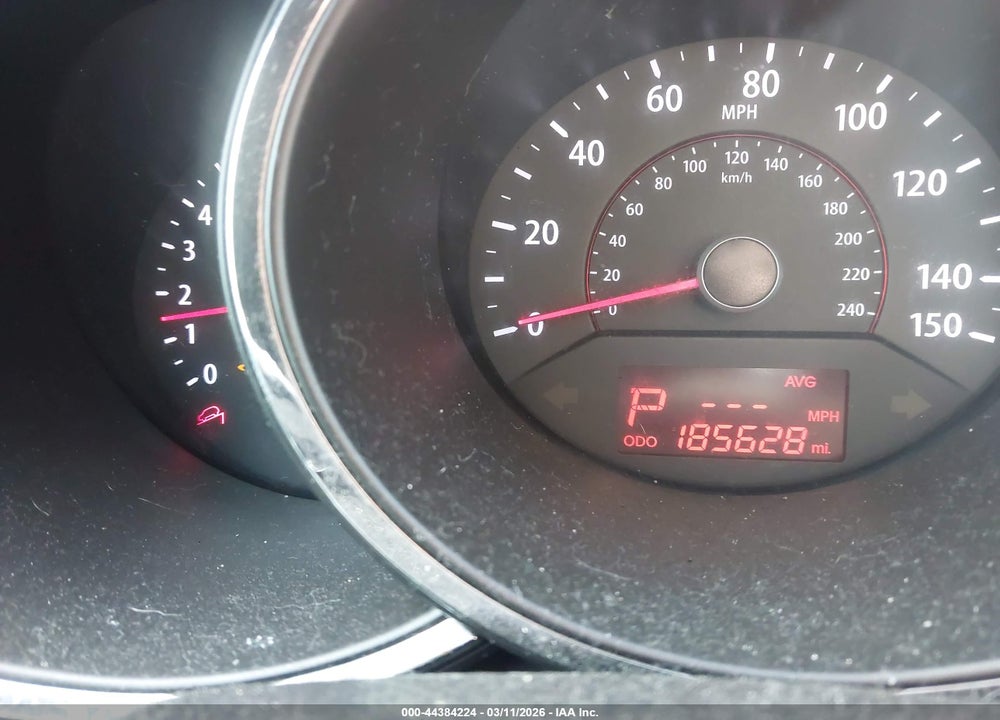 2012 KIA SORENTO LX V6 VIN: 5XYKT4A28CG202929