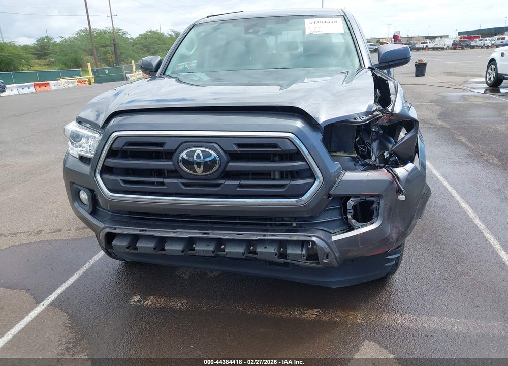 2019 TOYOTA TACOMA SR5 VIN: 5TFAX5GN7KX160255