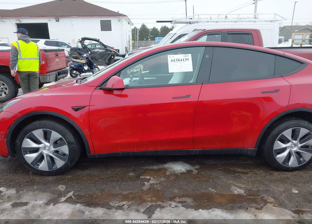 2023 TESLA MODEL Y RWD VIN: 7SAYGDED7PF957662
