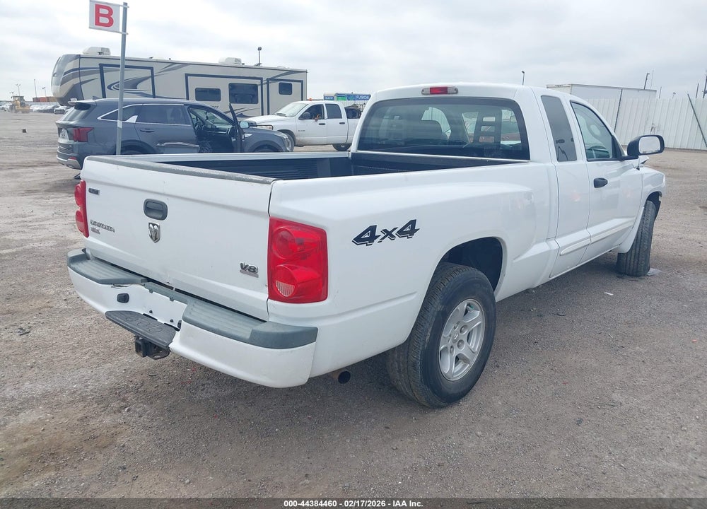 2005 DODGE DAKOTA SLT VIN: 1D7HW42N55S276077
