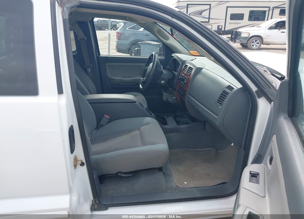 2005 DODGE DAKOTA SLT VIN: 1D7HW42N55S276077