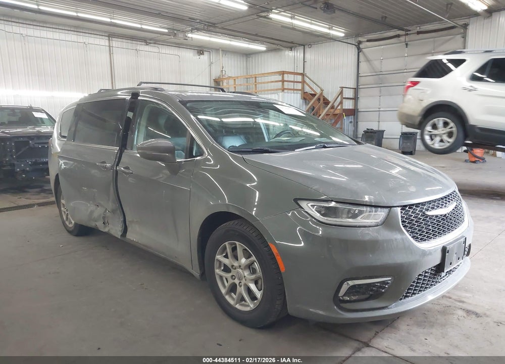 2022 CHRYSLER PACIFICA TOURING L VIN: 2C4RC1BG7NR128179