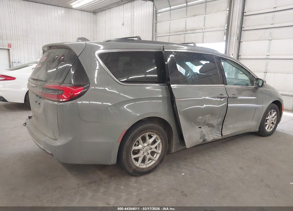 2022 CHRYSLER PACIFICA TOURING L VIN: 2C4RC1BG7NR128179