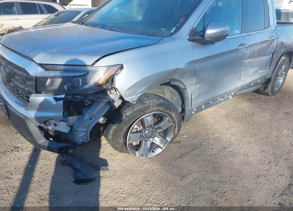 2025 HONDA RIDGELINE RTL VIN: 5FPYK3F55SB039230