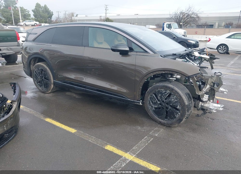2026 LUCID GRAVITY TOURING VIN: 7UUG1TJK6TA029918