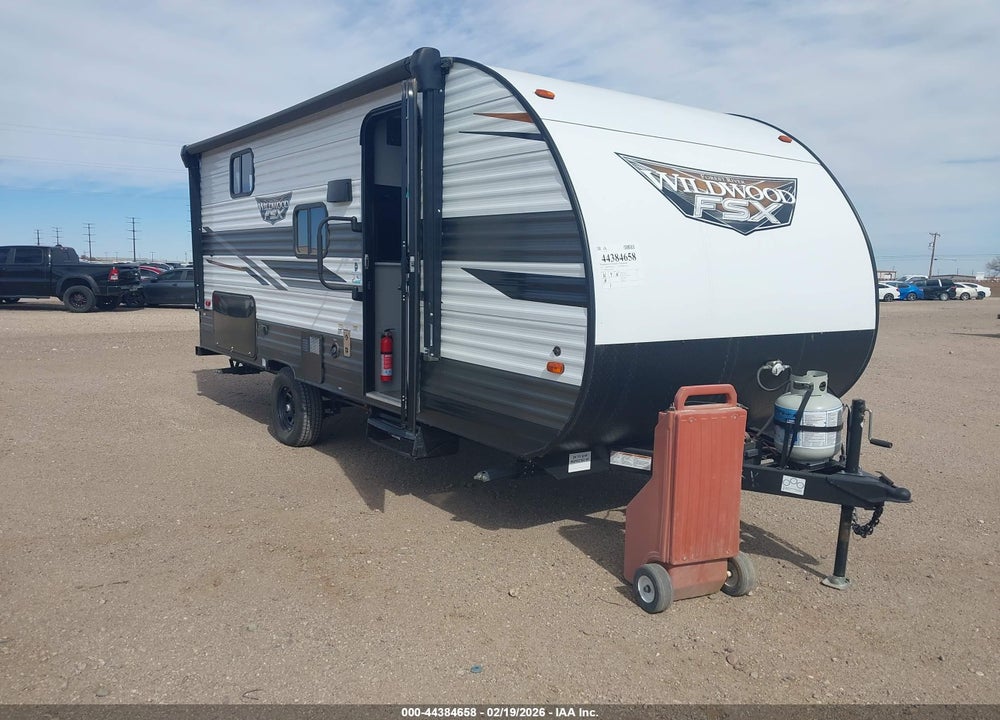 2022 FOREST RIVER 22' BUMPER PULL TRAVEL TRAILER VIN: 5ZT2WDGC6NN500333