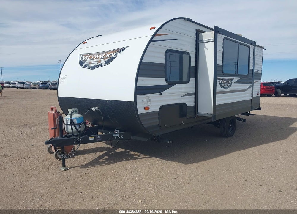 2022 FOREST RIVER 22' BUMPER PULL TRAVEL TRAILER VIN: 5ZT2WDGC6NN500333