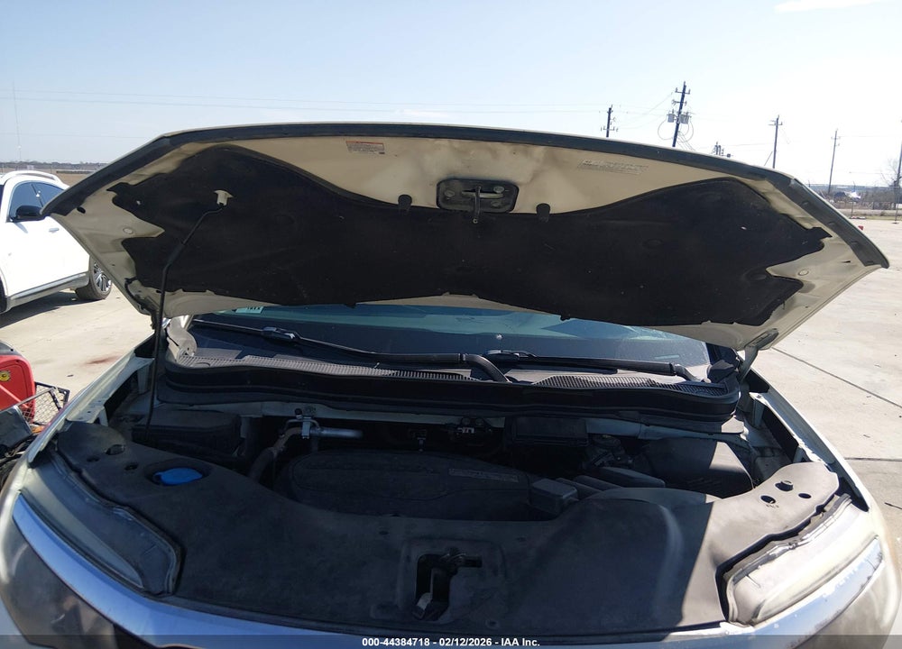 2018 HONDA PILOT EX VIN: 5FNYF5H39JB003401