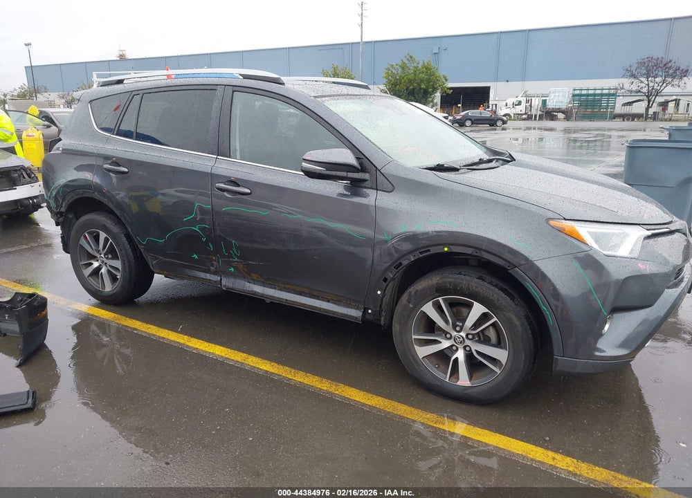 2017 TOYOTA RAV4 XLE VIN: JTMWFREV5HD094964