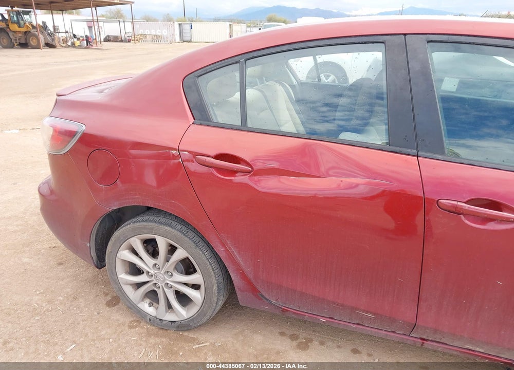 2011 MAZDA 3 S SPORT VIN: JM1BL1U68B1388144