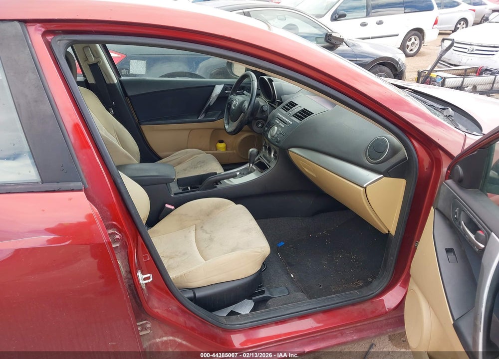 2011 MAZDA 3 S SPORT VIN: JM1BL1U68B1388144