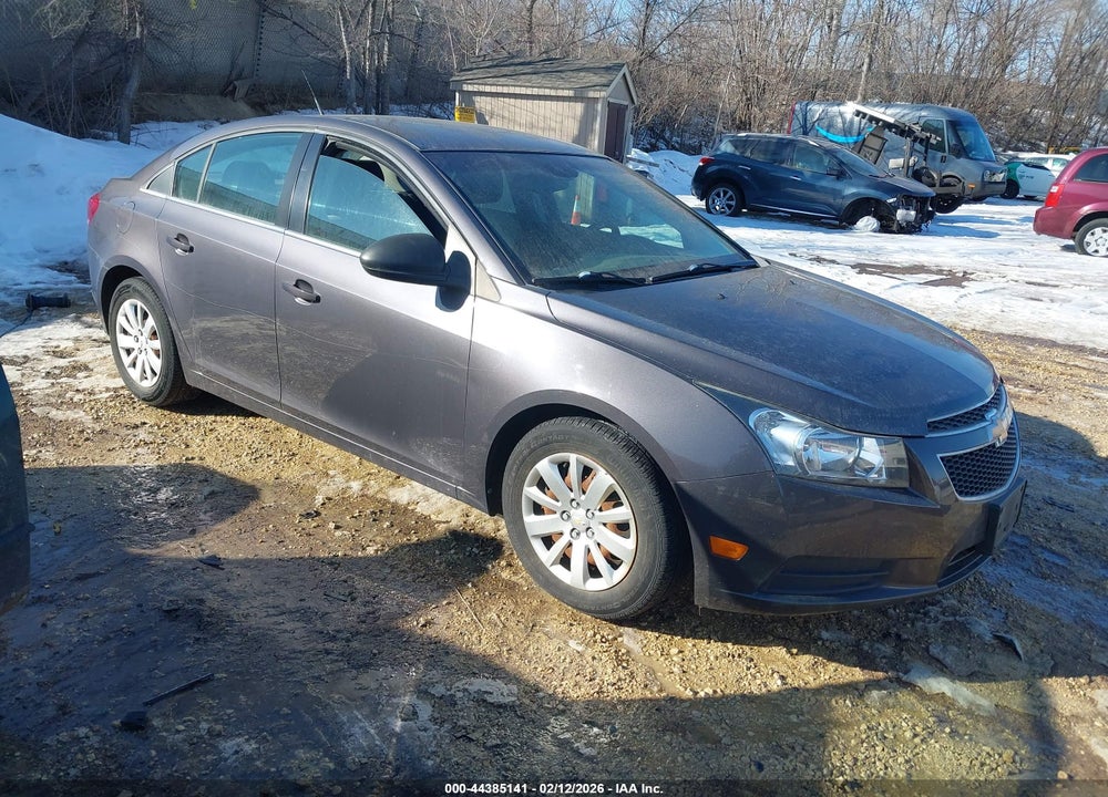 2011 CHEVROLET CRUZE LS VIN: 1G1PC5SH2B7187282
