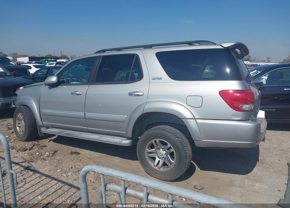 2005 TOYOTA SEQUOIA SR5 V8 VIN: 5TDZT34A55S240121
