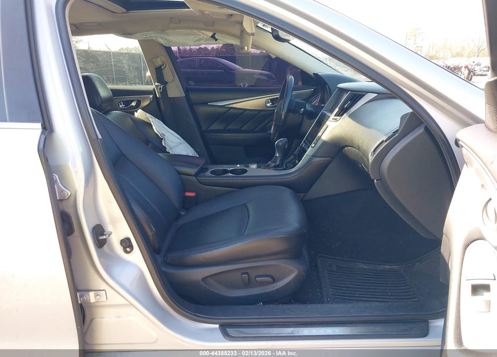 2015 INFINITI Q50 PREMIUM VIN: JN1BV7AR5FM411074
