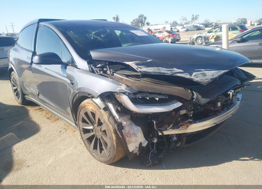 2022 TESLA MODEL X PLAID TRI MOTOR ALL-WHEEL DRIVE VIN: 7SAXCBE63NF359143