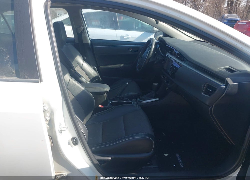 2014 TOYOTA COROLLA S PLUS VIN: 5YFBURHE5EP175021