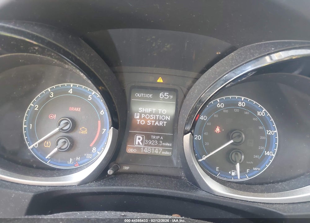 2014 TOYOTA COROLLA S PLUS VIN: 5YFBURHE5EP175021