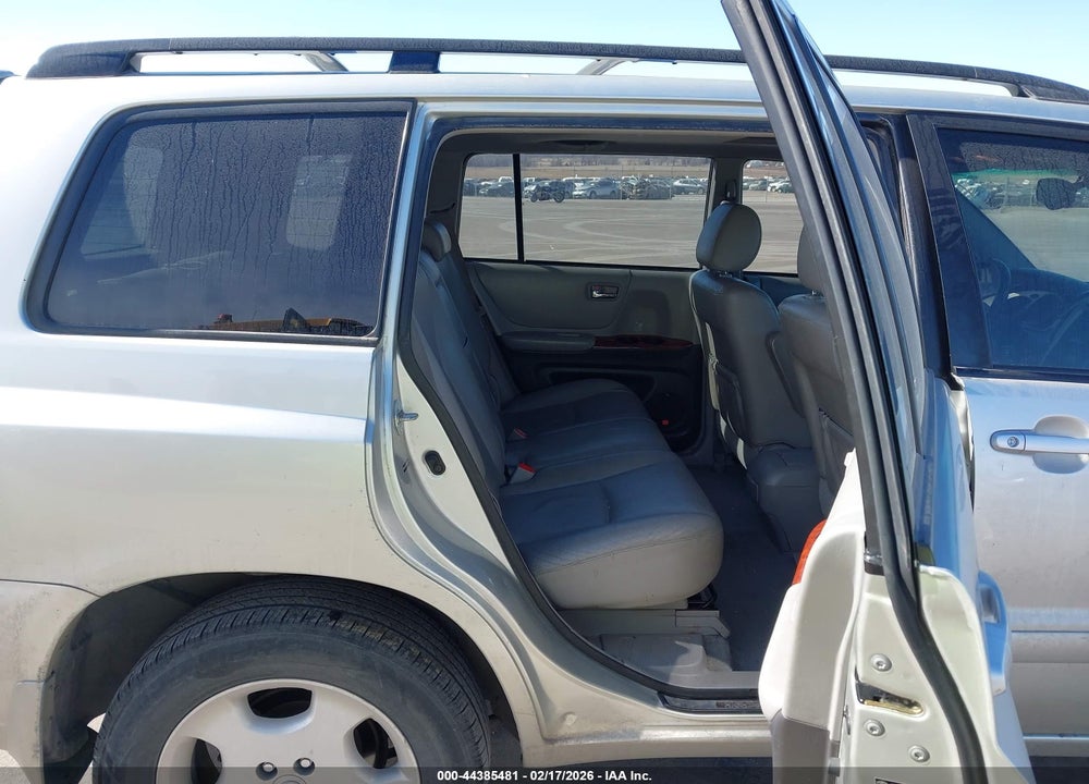 2004 TOYOTA HIGHLANDER LIMITED V6 VIN: JTEEP21A840067001