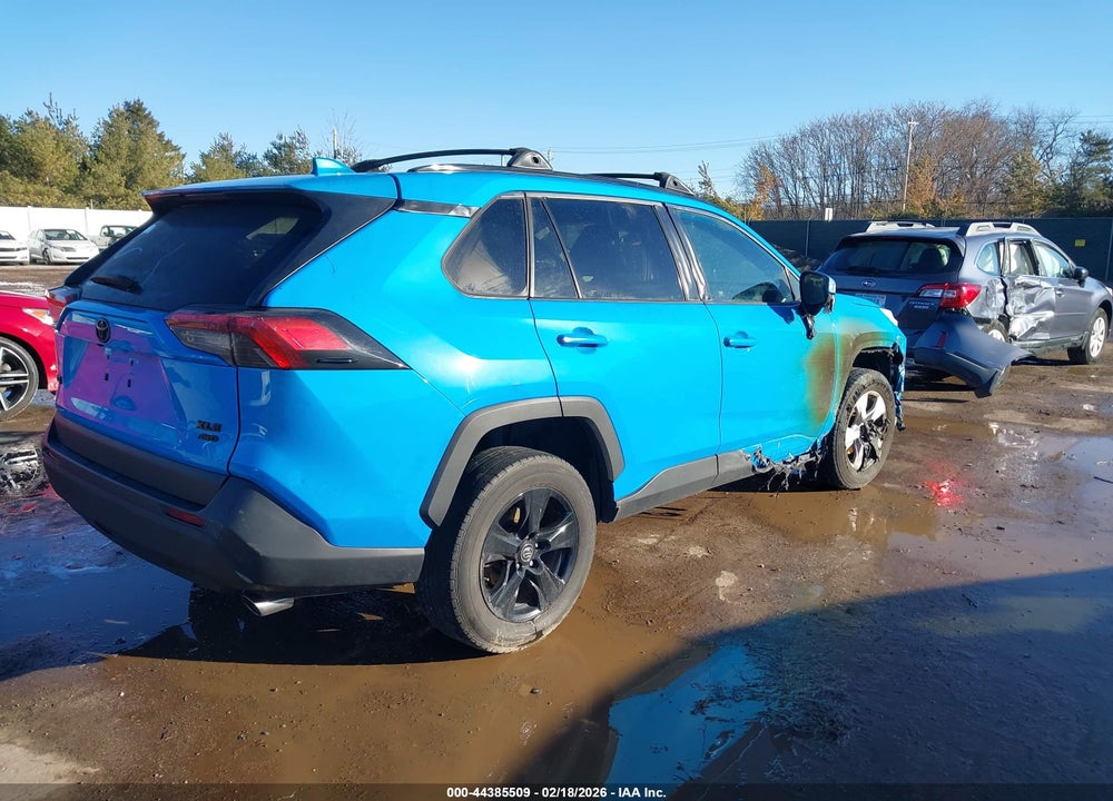 2019 TOYOTA RAV4 XLE VIN: 2T3P1RFV4KW076287