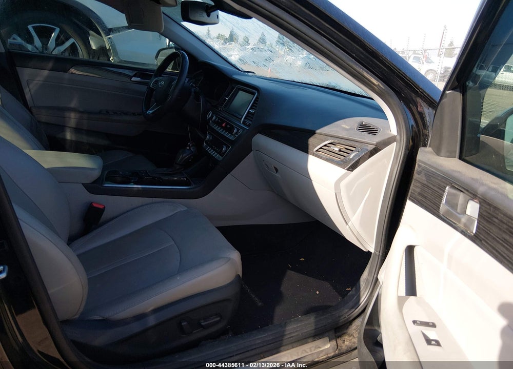 2018 HYUNDAI SONATA LIMITED VIN: 5NPE34AF9JH720506
