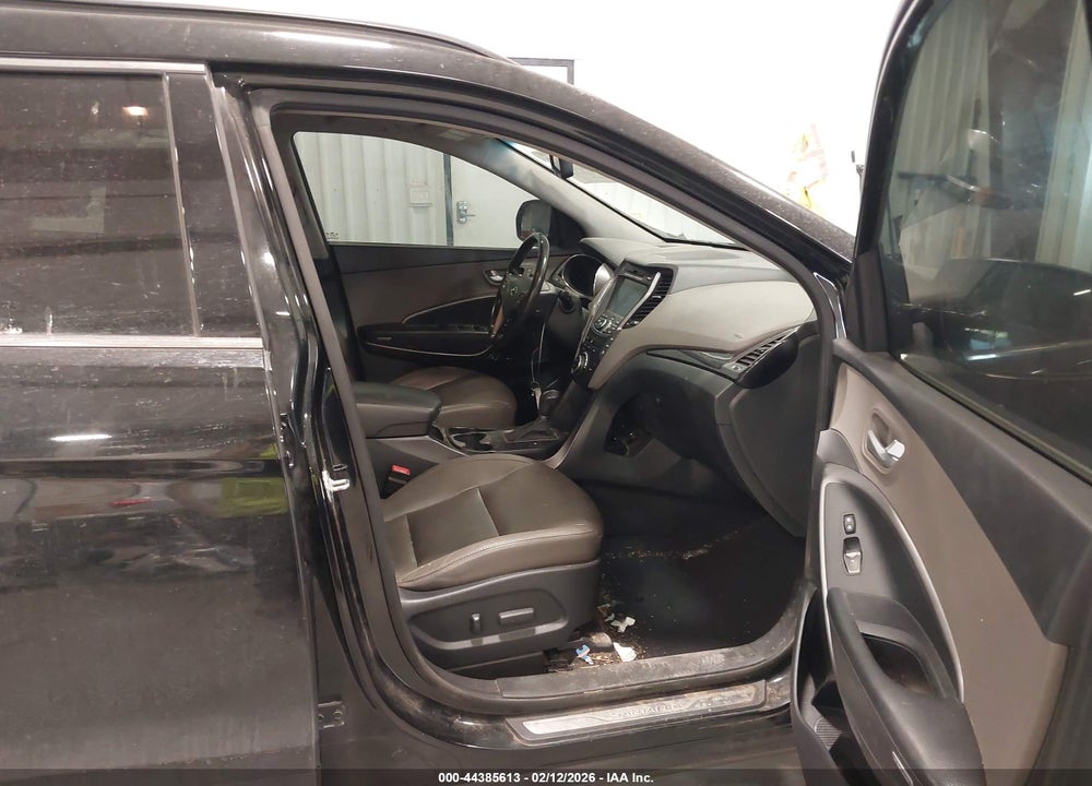 2014 HYUNDAI SANTA FE GLS VIN: KM8SRDHF9EU084135