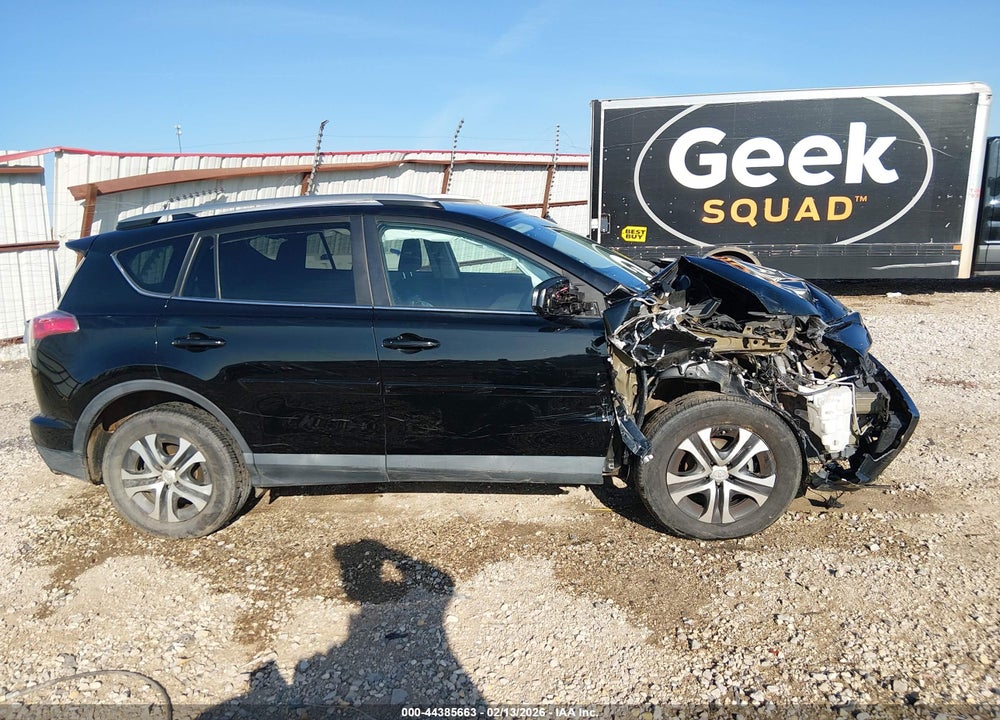 2017 TOYOTA RAV4 LE VIN: 2T3ZFREV9HW338440