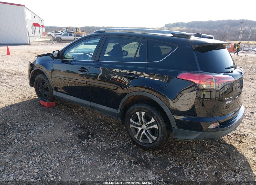 2017 TOYOTA RAV4 LE VIN: 2T3ZFREV9HW338440